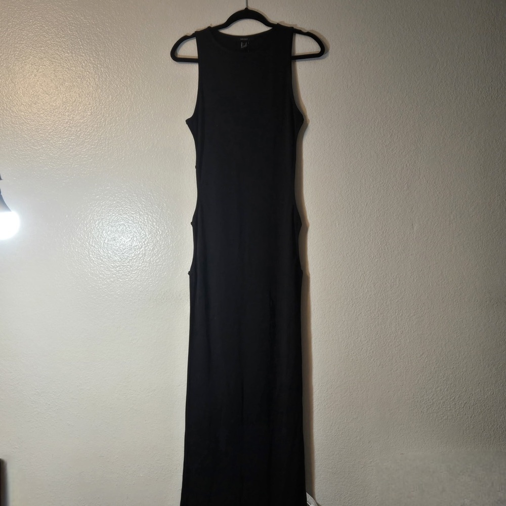 Forever 21 Black Sleeveless Maxi Dress